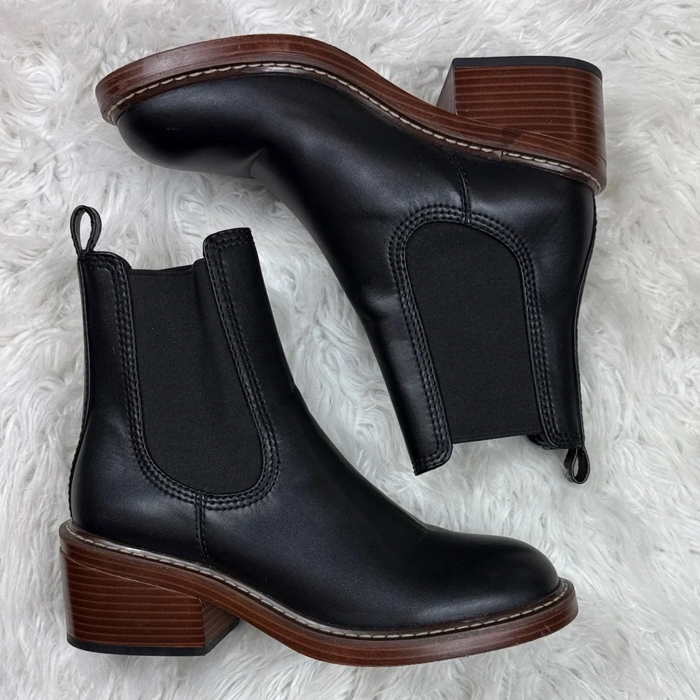 Steve Madden Black Leather Ankle Booties